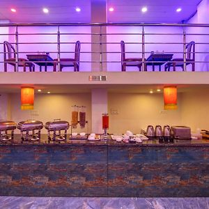 Gracious By Vishesh Hotels & Home Stay